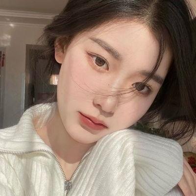 深深腥红
